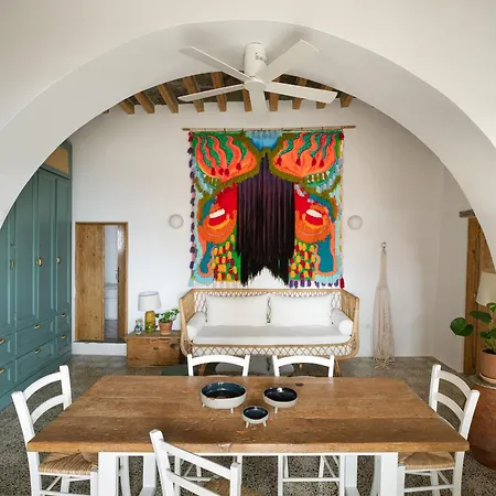 Holiday home Th_eros House *